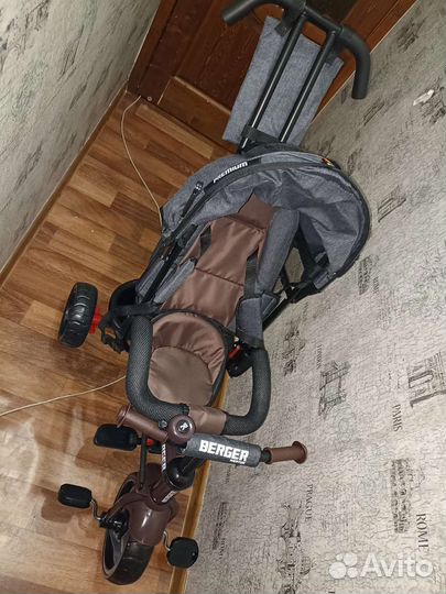 Детский трехколесный велосипед бу