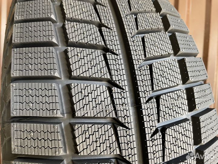 Westlake SW618 225/50 R17 94T