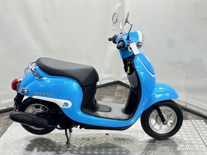 Скутер Honda Giorno
