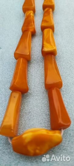 Бусы из пейзажного янтаря СССР