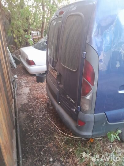 В разбор renault kangoo 1.9D 2000г