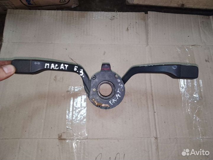 Подрулевой переключатель Volkswagen Passat B3