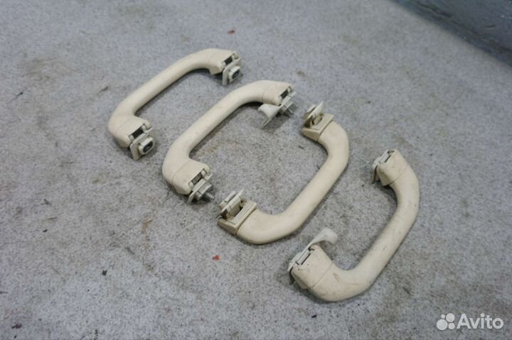 Ручка потолка Шкода Октавия тур А4