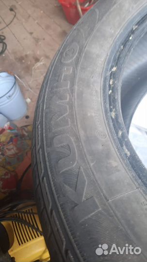 Kumho 722 235/60 R18