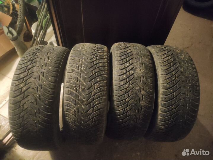 Nokian Tyres Hakkapeliitta 8 225/55 R17 101T