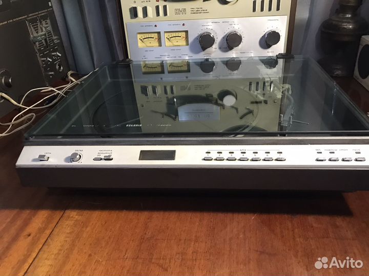 Проигрыватель винила СССР