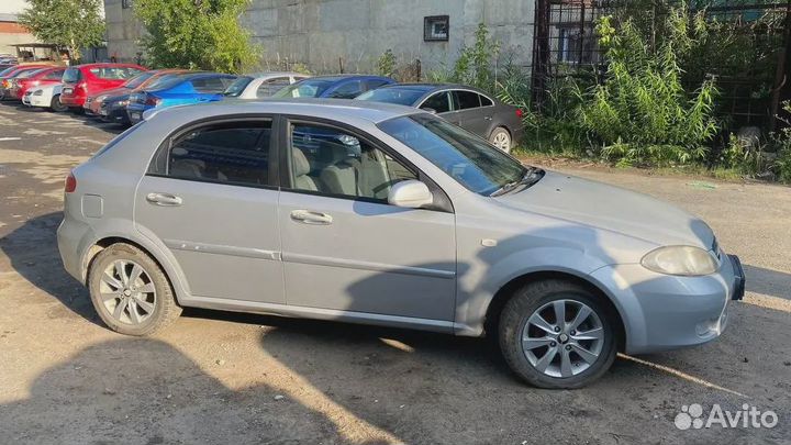 Стекло двери передней правой Chevrolet Lacetti J20