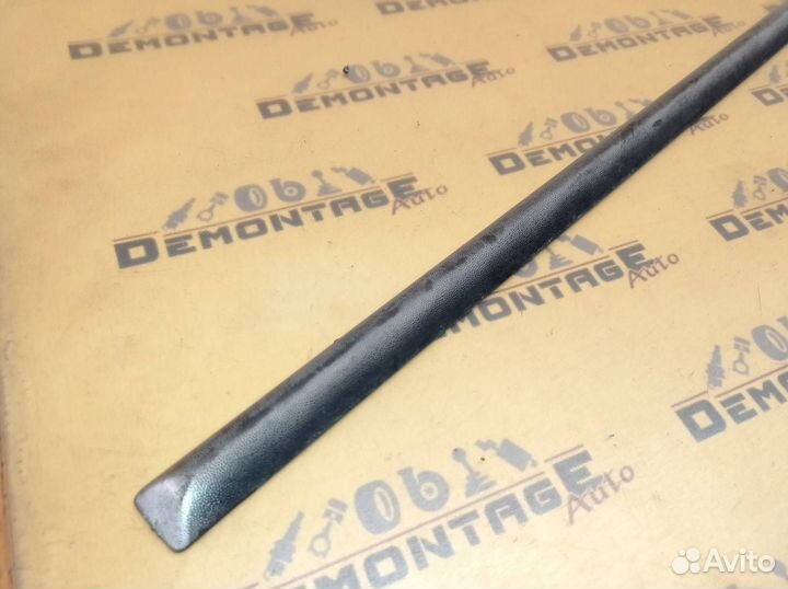 Молдинг двери передний левый Skoda Fabia 6Y2 AME