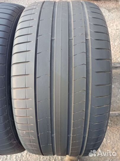 Pirelli P Zero PZ4 275/35 R20