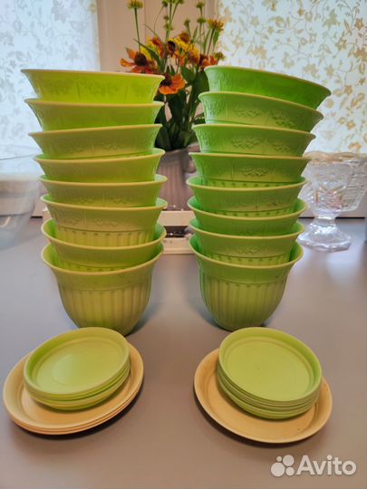 Горшки для цветов бронь