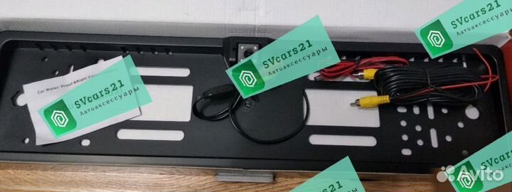 Видеокамера новая заднего вида в номерной рамке