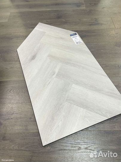 Кварц виниловый ламинат дуб