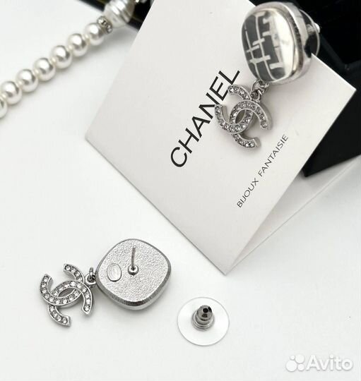 Серьги Chanel