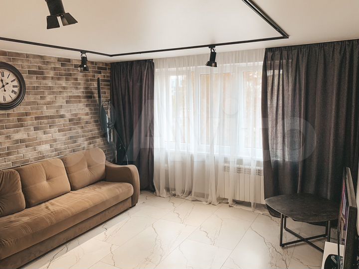 2-к. квартира, 50 м², 6/10 эт.