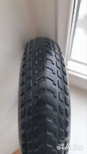 Литая безкамерная покрышка для самоката 8.5