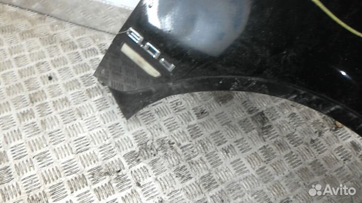 Крыло переднее правое на бмв Х5 Е53