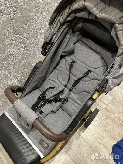 Прогулочная коляска capella