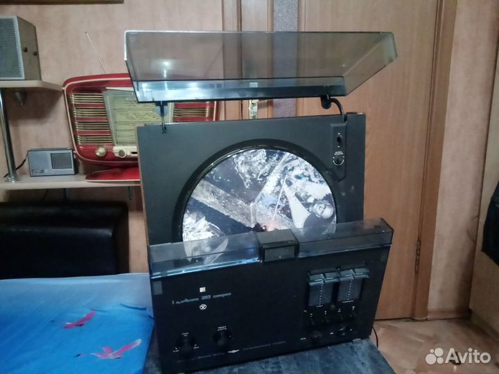 Каравелла 203 проигрыватель винила вертикальный