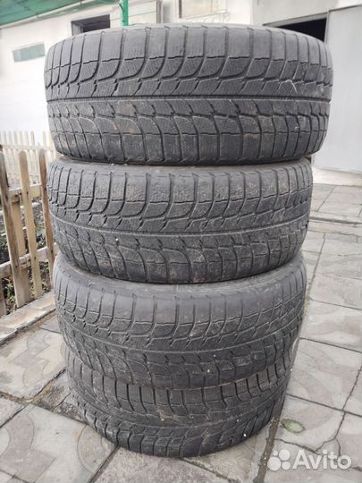 Michelin X-Ice 215/55 R16
