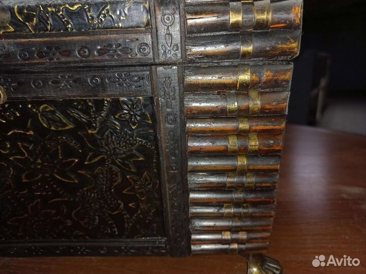 Шкатулка сундучок