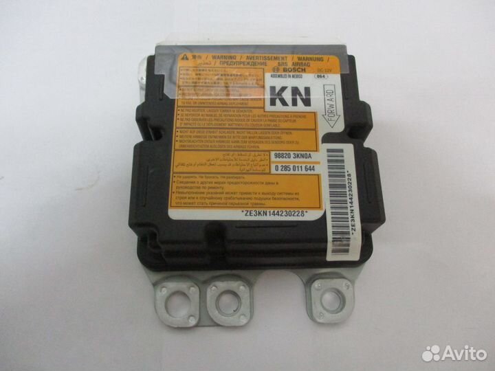 Nissan Pathfinder R52 - Блок управления air bag