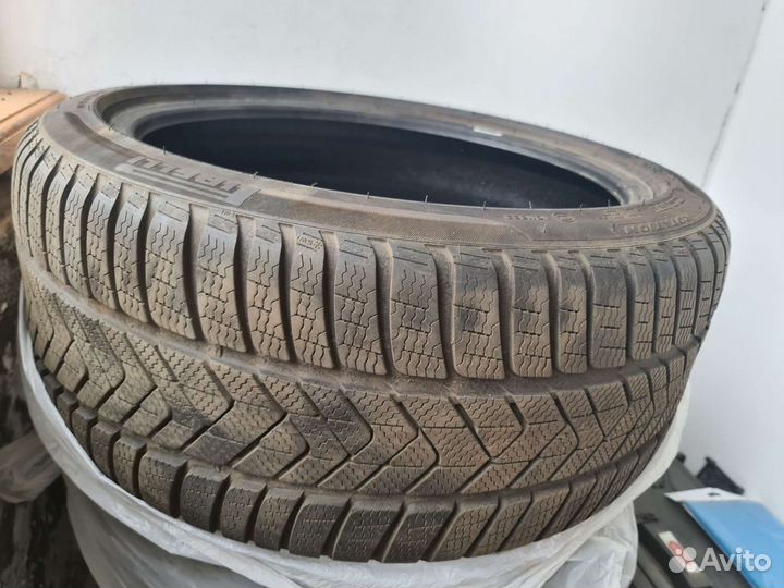 Pirelli Winter Sottozero 275/35 R19 100V