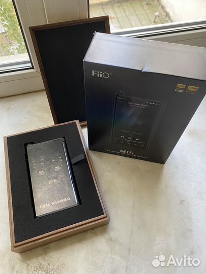 Поеер Fiio m15