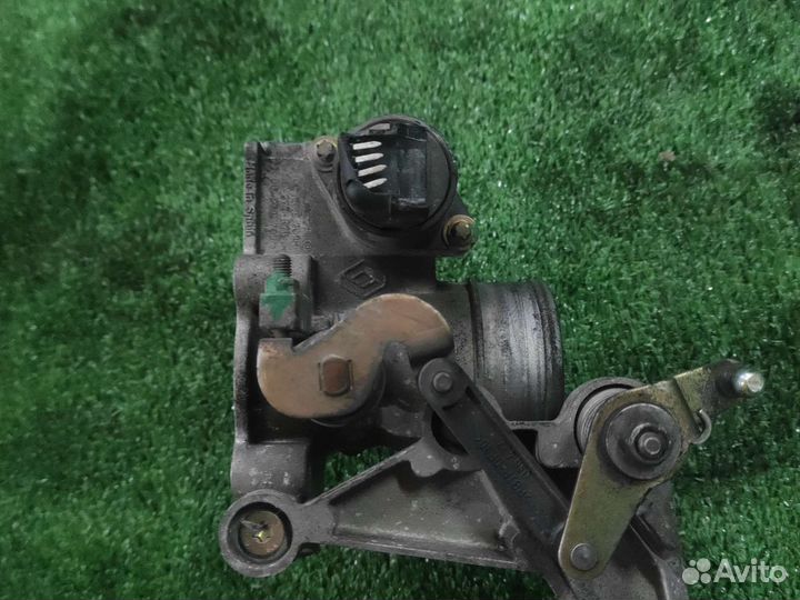 Дроссельная заслонка Renault Clio 1.6 K7M