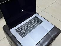 MacBook Pro 15 i7 16gb