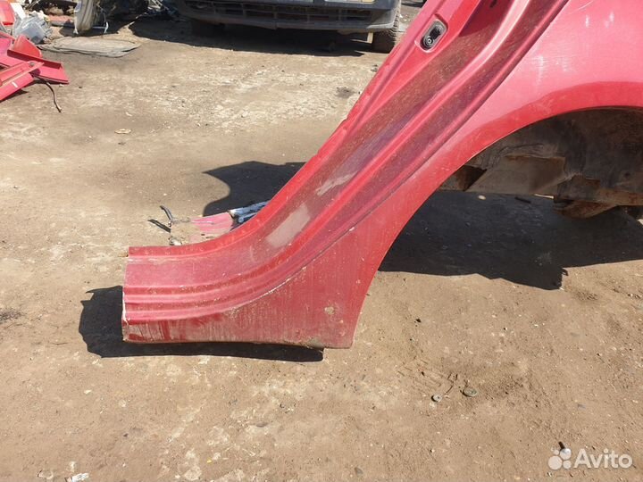 Заднее левое крыло Lancer X 10 лансер х