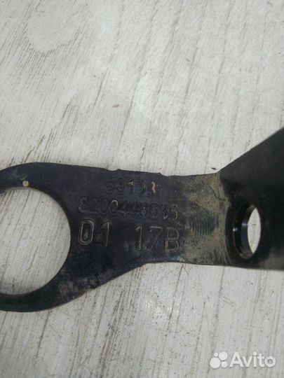 Кронштейн renault sandero 2 stepway