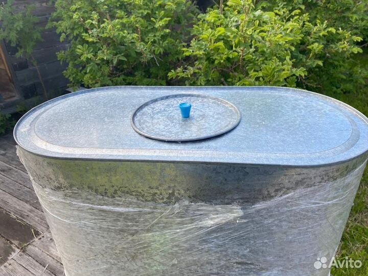 Бак с краном оцинкованный