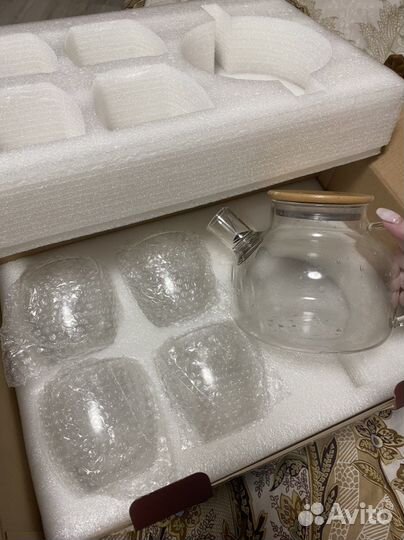 Подарочный набор стеклянный чайник и кружки