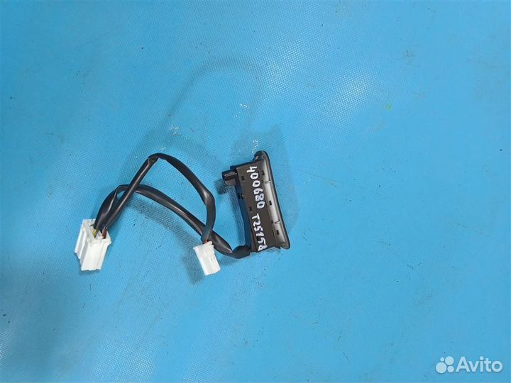 Кнопки управления сиденьем Hyundai grandeur 4 (20