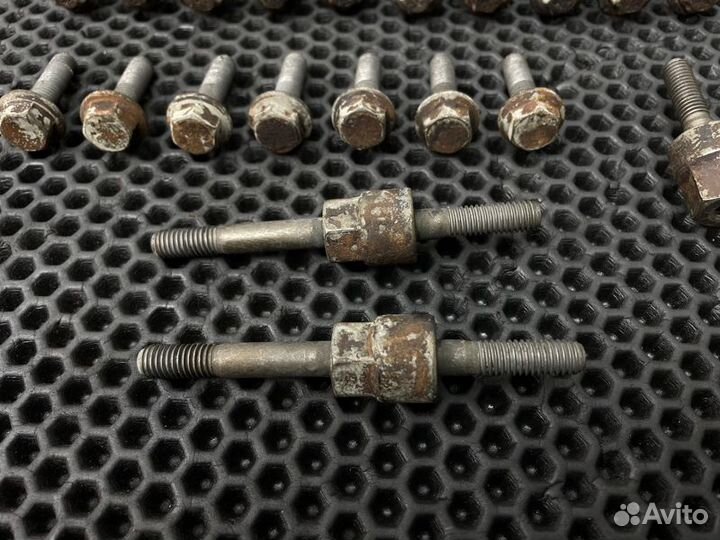 Болты гбц Land Rover Range Rover 3 L322 M62B44 4.4