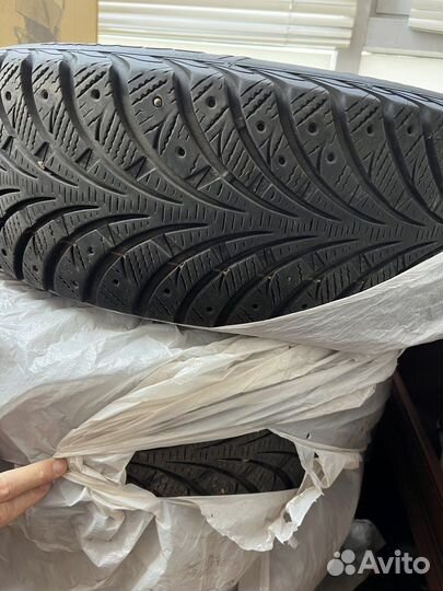R16 Goodyear UltraGrip Extreme 215/65, PCD 5x114.3 DIA 66.1