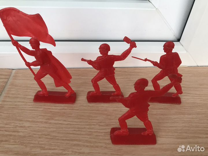 Солдатики пластмассовые СССР
