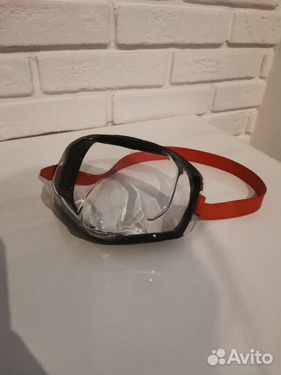 Маска для подводного плавания в ластах