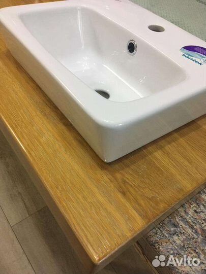 Раковина со столешницей в ванную
