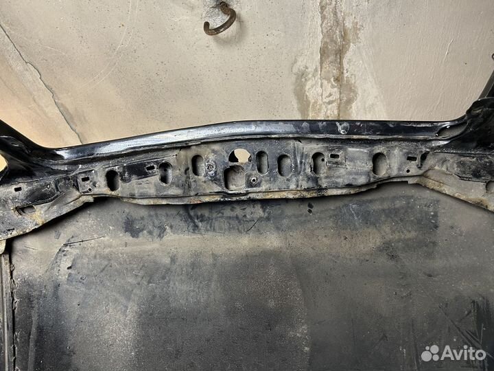 Капот Mercedes w124 рестайлинг