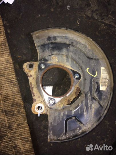 Кулак поворотный передний правый Ssang Yong Kyron