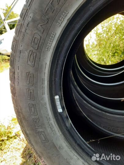 Continental ContiCrossContact LX 215/65 R16