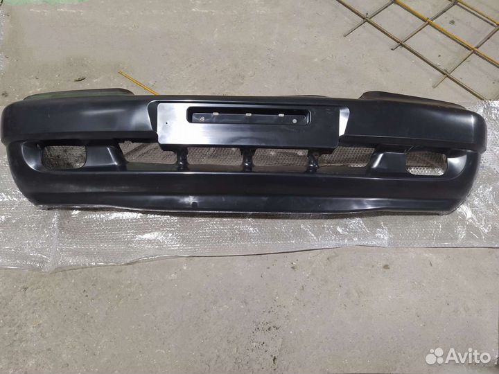 Бампер передний Нива Шевроле. новый. ваз 2123