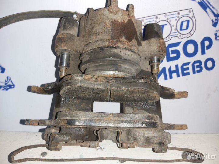 Суппорт тормозной правый Ford Focus 1 1998-2005