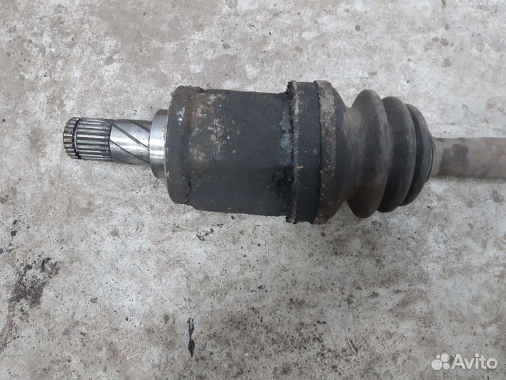 Привод правый МКПП nissan almera n16 1.5