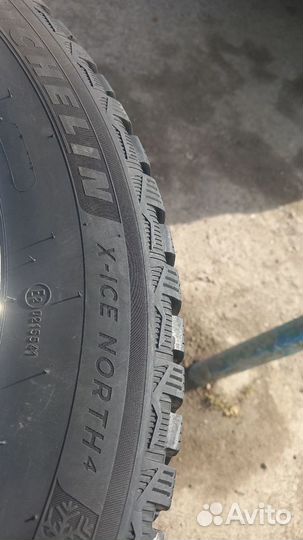 Michelin X-Ice North 4 205/55 R16