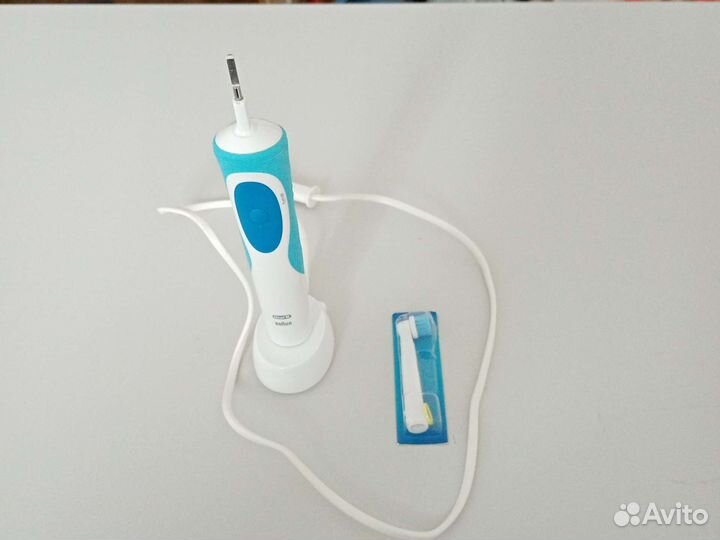 Зубная щетка oral b Braun Vitality