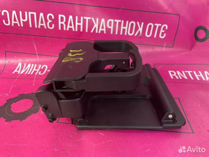 Подстаканник Volkswagen Golf GTI V (2004—2008)