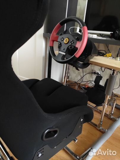Стойка (кокпит) для симрейсинга
