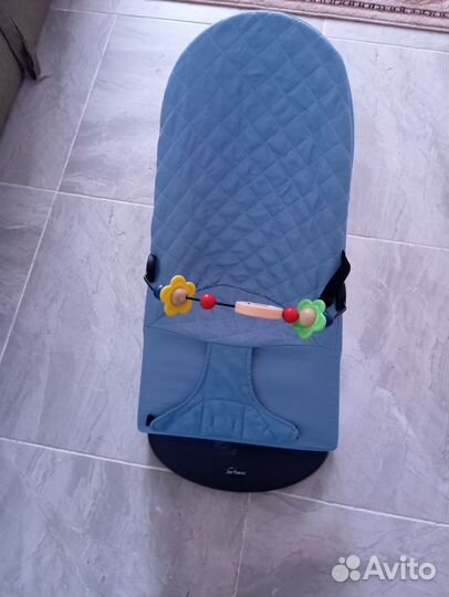 Шезлонг для новорожденных бу